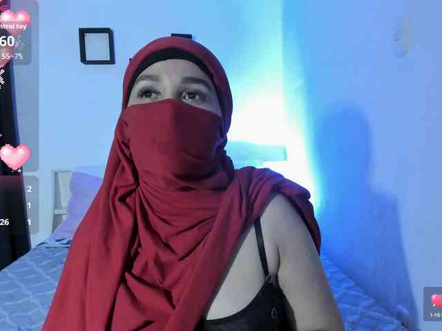 -Alisha webcam
