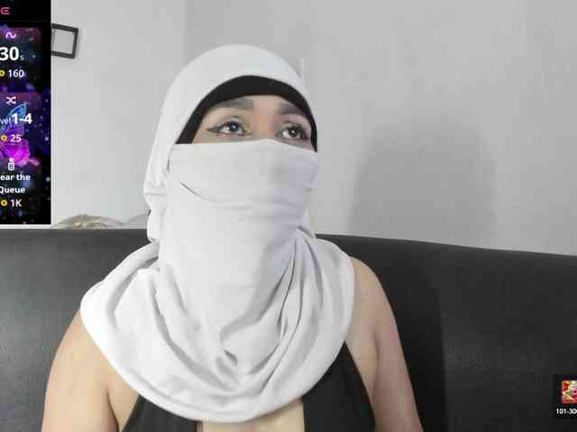 -Alisha webcam
