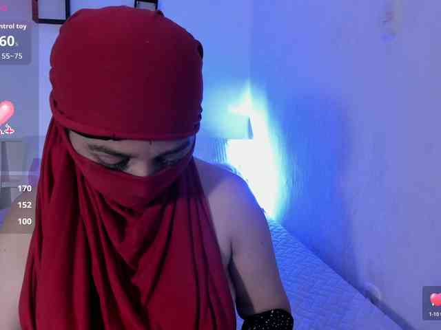 -Alisha webcam