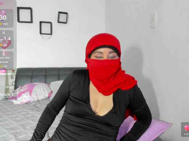 -Alisha webcam