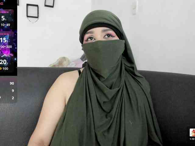 -Alisha webcam