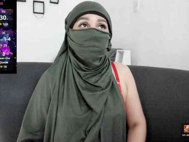 -Alisha webcam