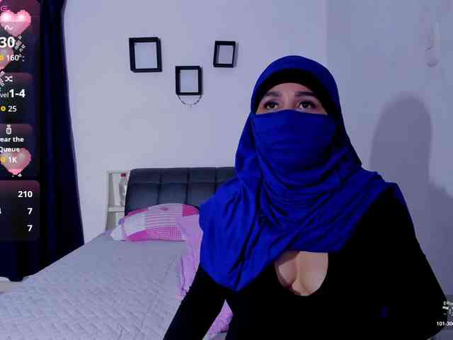 -Alisha webcam