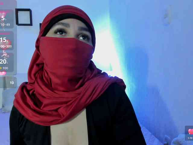 -Alisha webcam