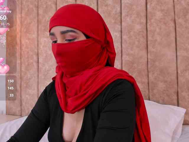 -Alisha webcam