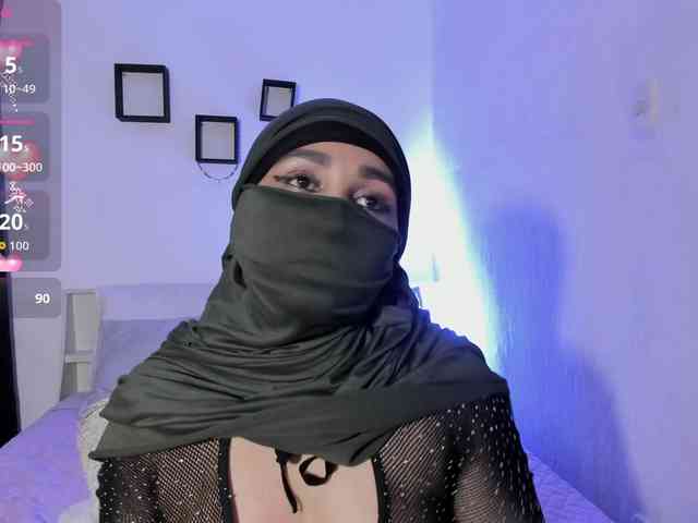 -Alisha webcam