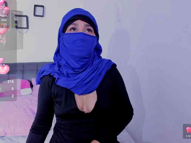 -Alisha webcam