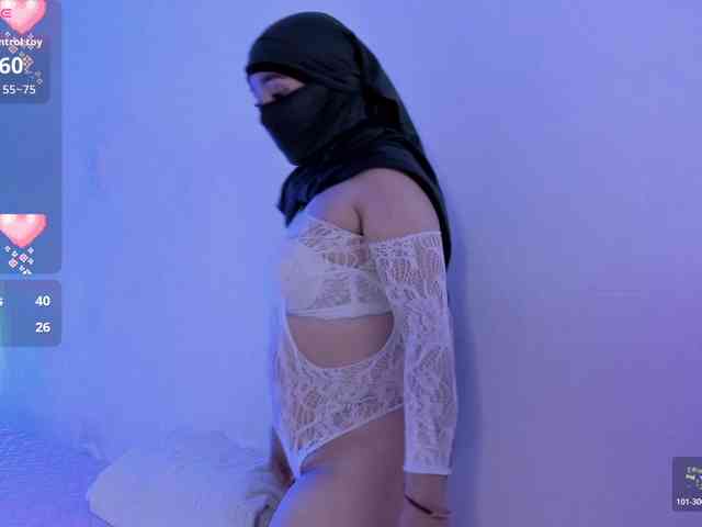 -Alisha webcam