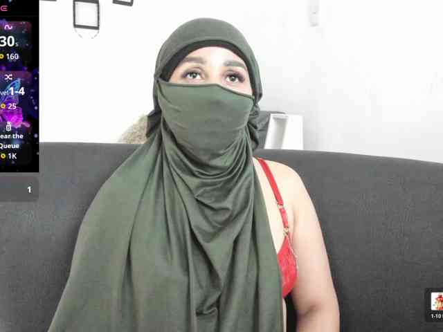 -Alisha webcam