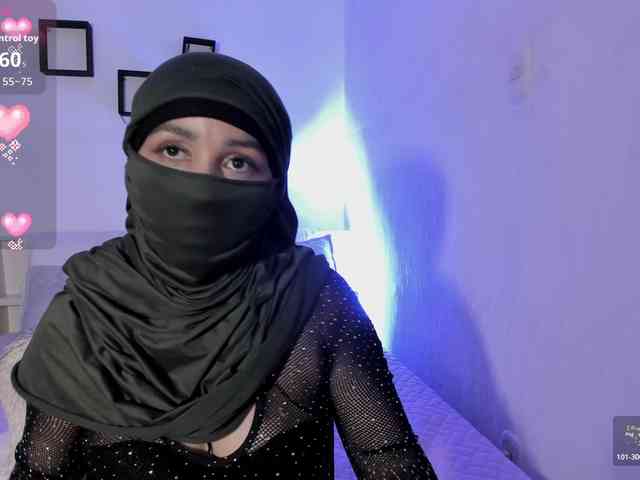 -Alisha webcam