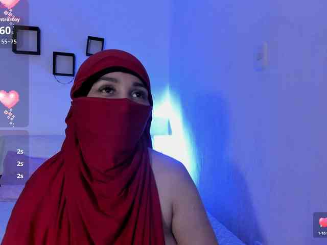 -Alisha webcam