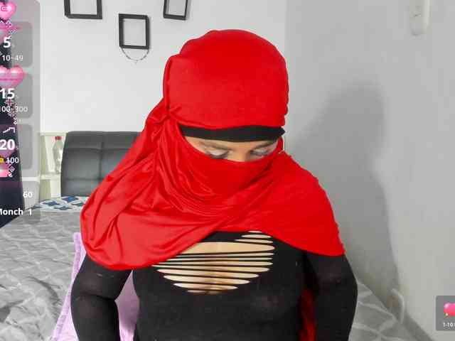 -Alisha webcam