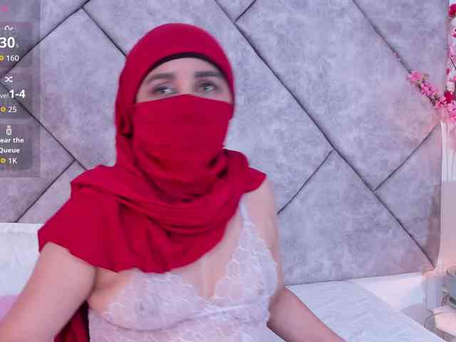 -Alisha webcam