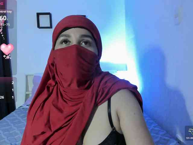 -Alisha webcam