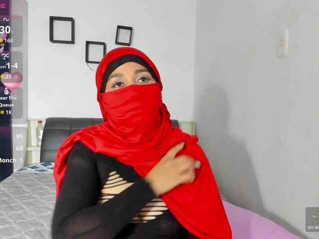 -Alisha webcam