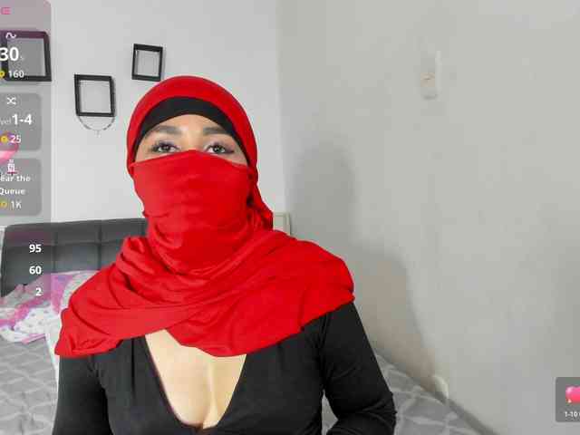 -Alisha webcam