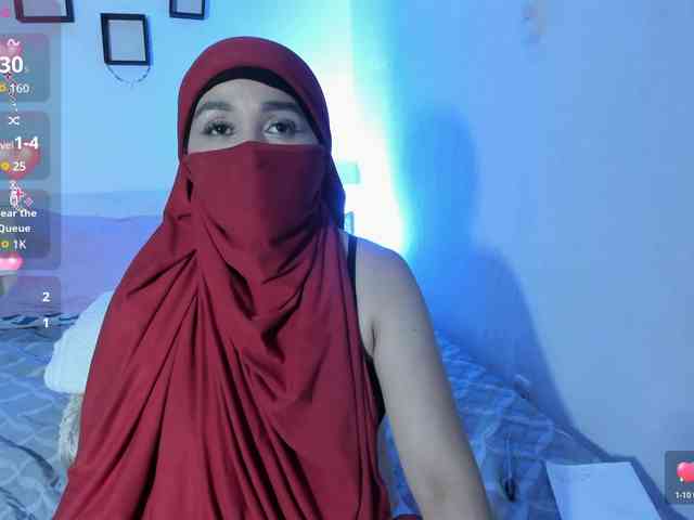 -Alisha webcam