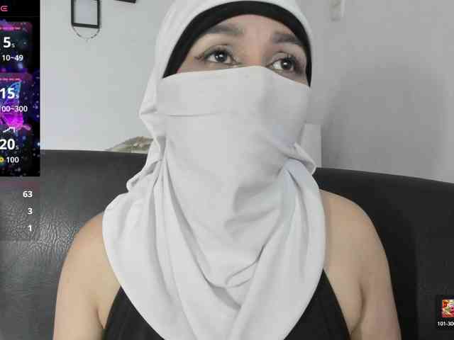 -Alisha webcam