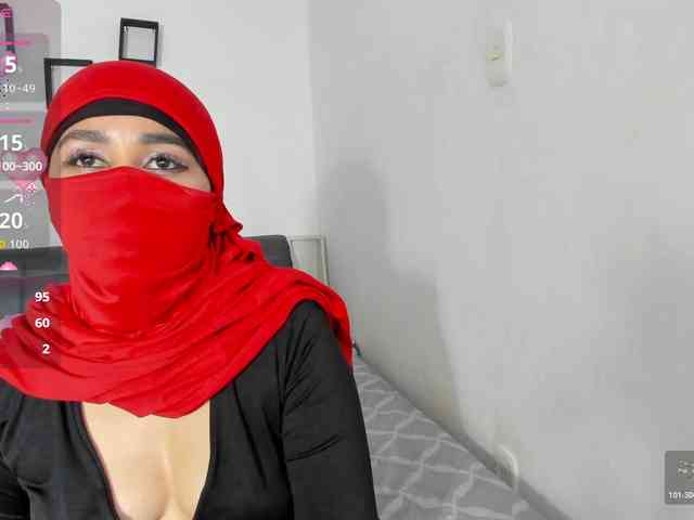 -Alisha webcam