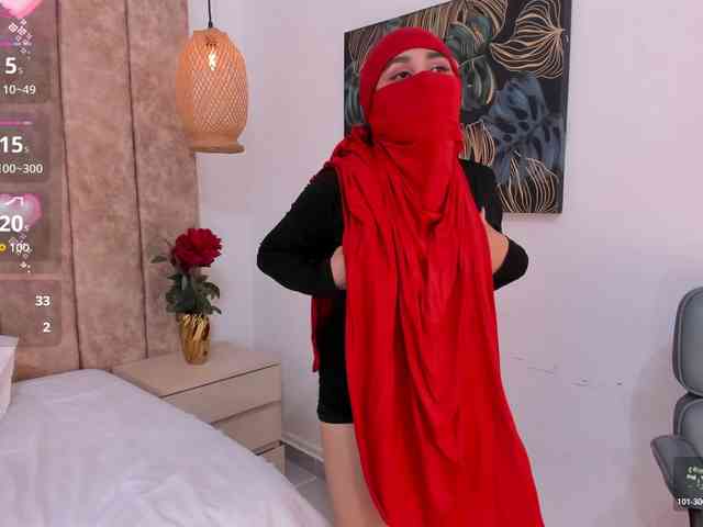 -Alisha webcam