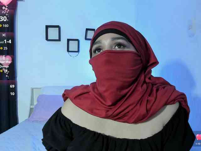 -Alisha webcam