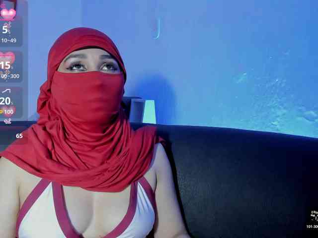 -Alisha webcam