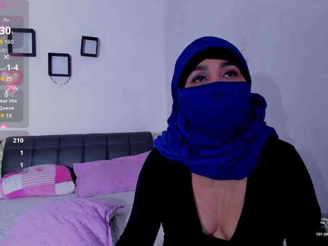 -Alisha webcam