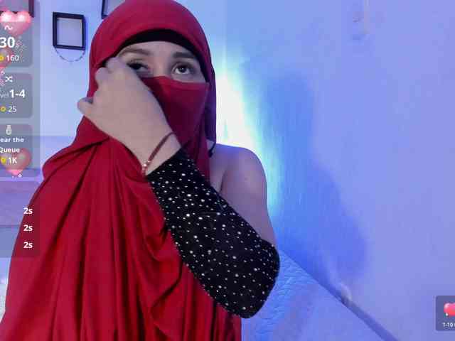 -Alisha webcam