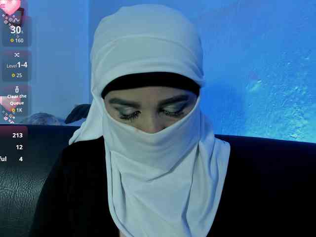-Alisha webcam