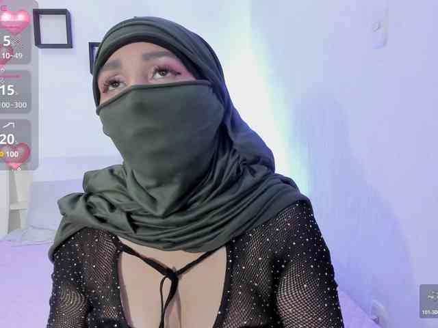 -Alisha webcam