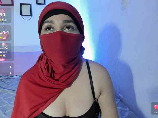 -Alisha webcam