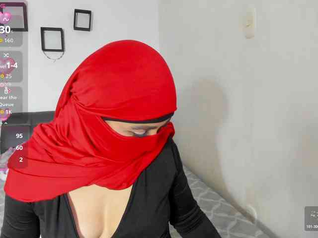 -Alisha webcam