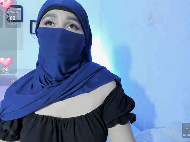 -Alisha webcam