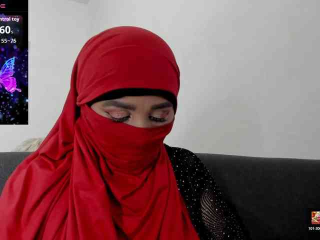 -Alisha webcam