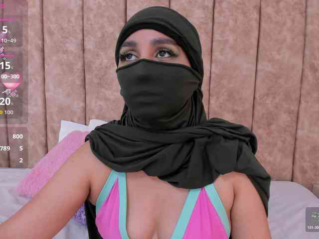 -Alisha webcam
