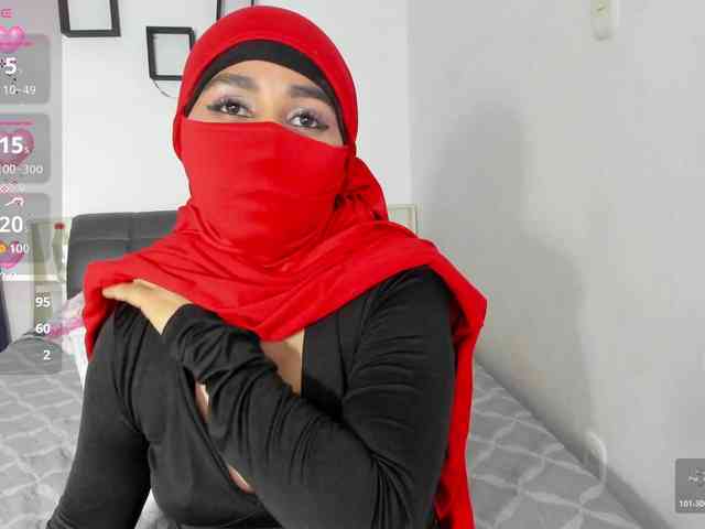 -Alisha webcam