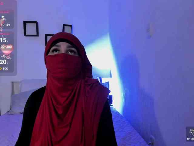 -Alisha webcam