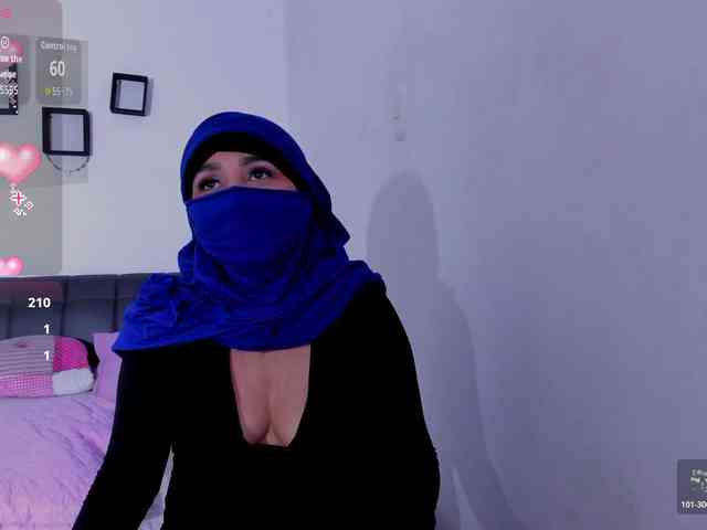 -Alisha webcam