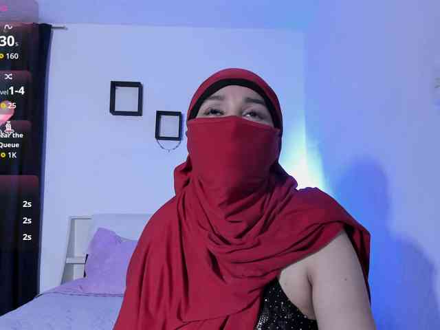 -Alisha webcam