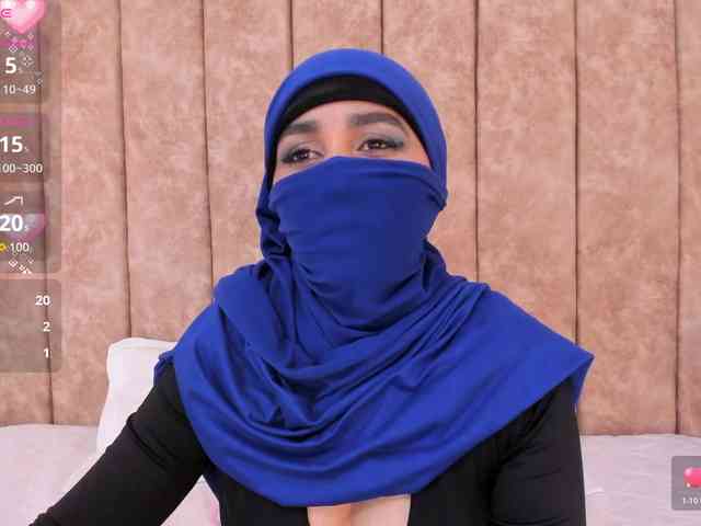 -Alisha webcam