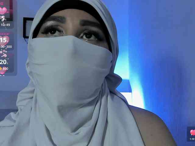 -Alisha webcam