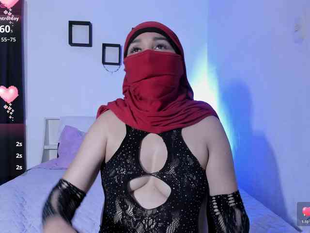 -Alisha webcam