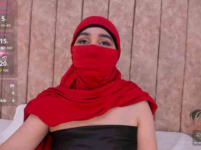 -Alisha webcam