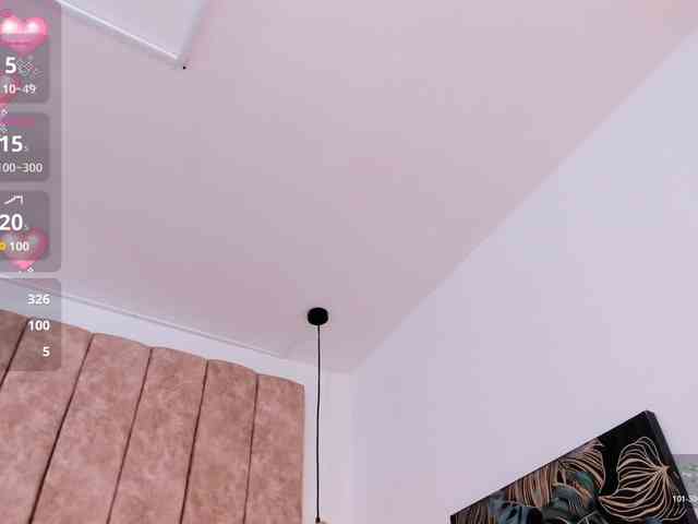 -Alisha webcam