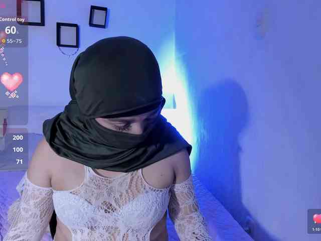 Model: -Alisha