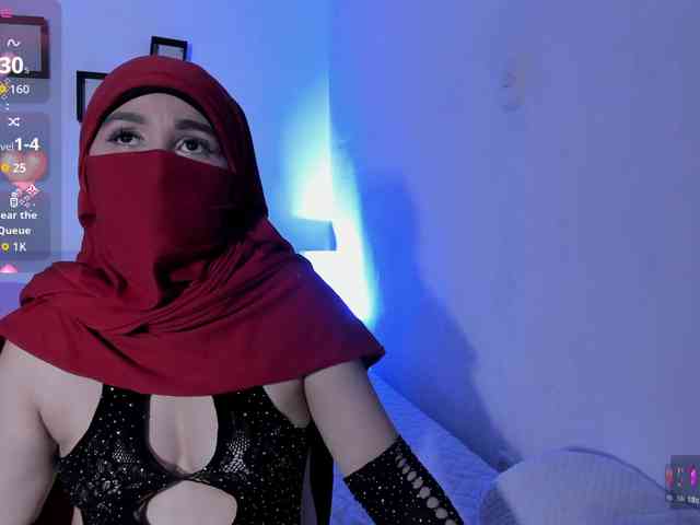 -Alisha webcam