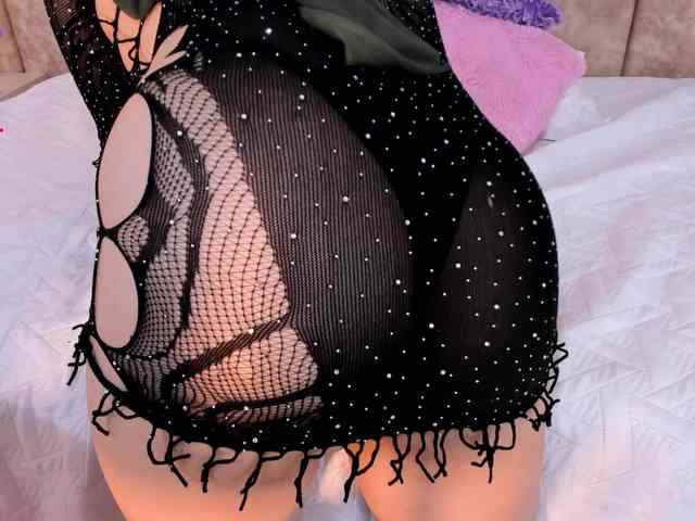 -Alisha webcam