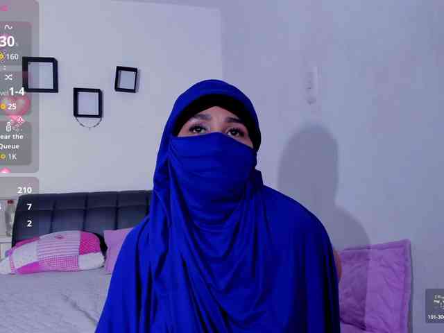 -Alisha webcam