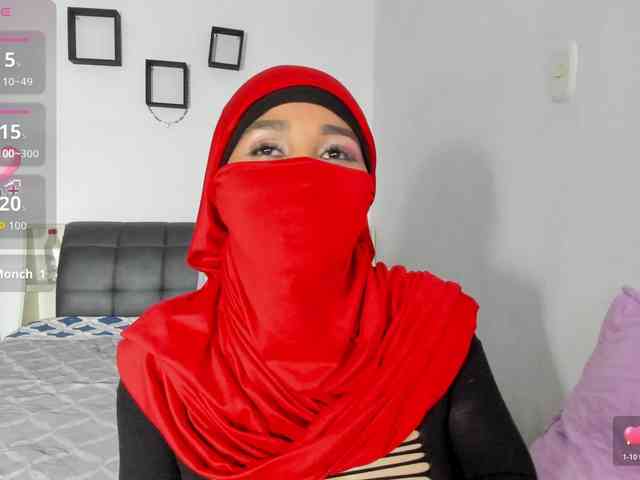 -Alisha webcam