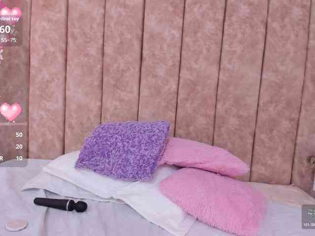 -Alisha webcam